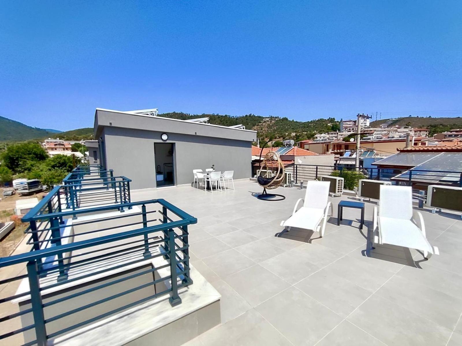 Four Shades Luxury Suites Sarti Exterior photo